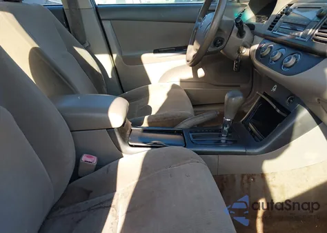 2006 Toyota Camry Le from USA, damaged, VIN JTDBE30KX63058069